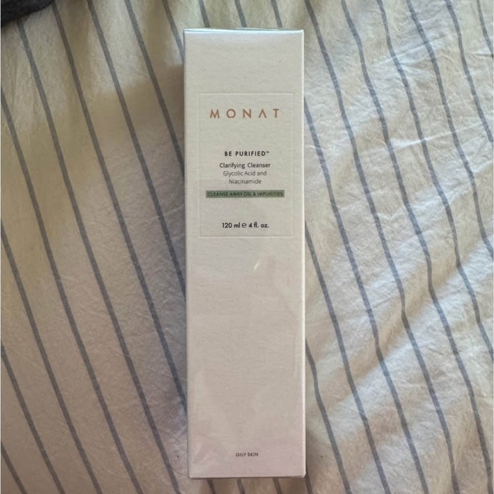 MONAT be purified clarifying cleanser - Picture 2 of 8